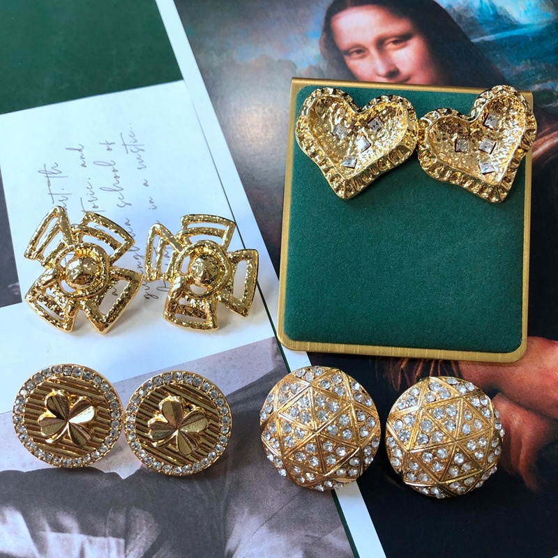vintage gemstone diamond flower carving pattern earrings wholesale