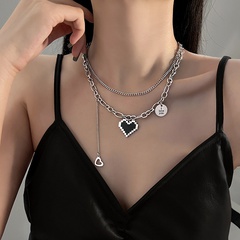 Korean retro heart dyed black stacked thollow design English collarbone chain female