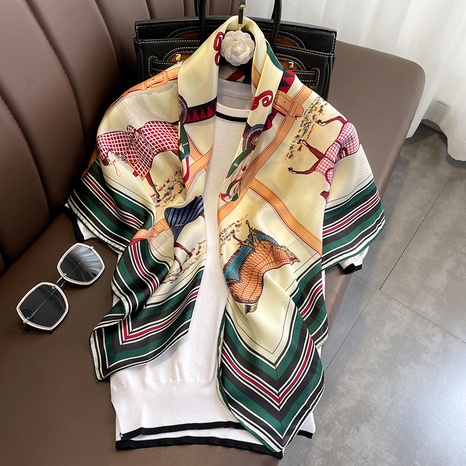 2022 spring and summer 90 silk scarves classic carriage chain simulation silk square scarf's discount tags