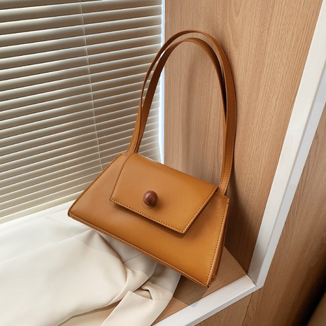 Mode neue einfarbige Handtasche Kuriertasche Mode Retro Umhängetasche's discount tags
