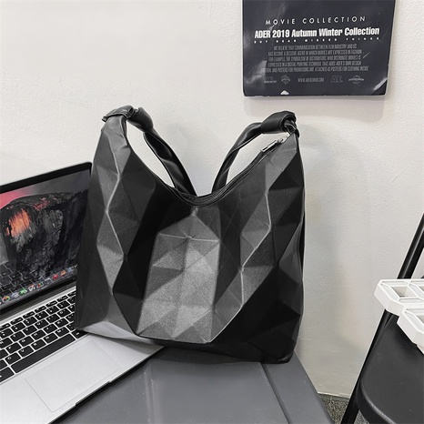 Fashion retro shoulder large-capacity women's bag new fashion rhombus PU bag's discount tags