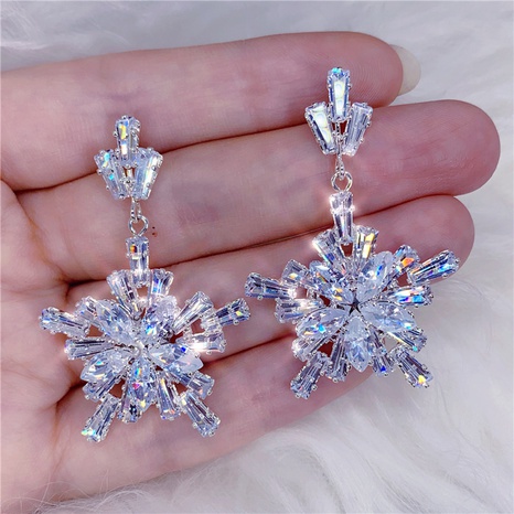 European and American fashion color snowflake diamond pendant alloy earrings's discount tags