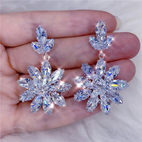 new three-dimensional gradient flower diamond pendant alloy earrings  NHJAJ624519's discount tags