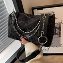 autumn and winter new style messenger bag niche texture chain shoulder pillow bagpicture10
