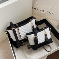 new fashion trend large-capacity tote bag canvas stitching leather small square bag hand-held messenger bag