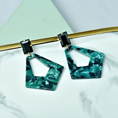 Korean version of fashion retro green acrylic geometric earrings