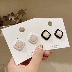 Korean autumn and winter simple square geometric earrings women wholesale