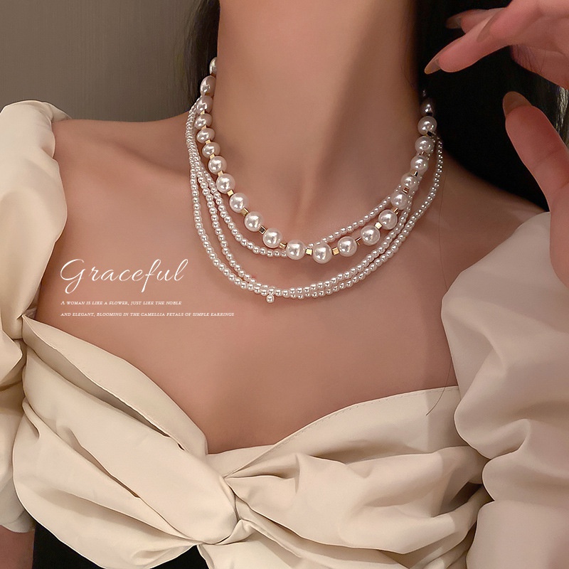 Fashion New Multilayer Pearl Necklace Clavicle Chain