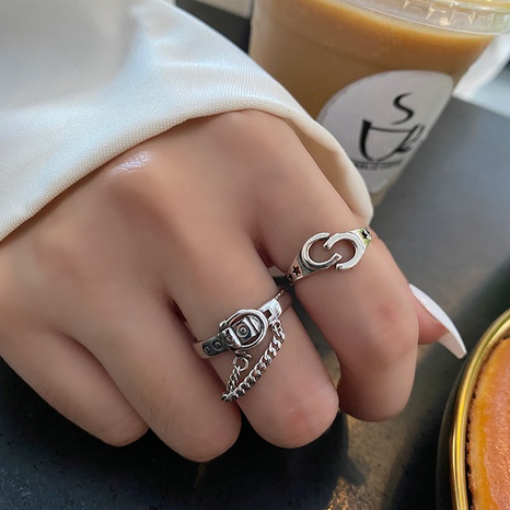 retro star hollow simple letter double C ring fashion old punk hip hop ring's discount tags