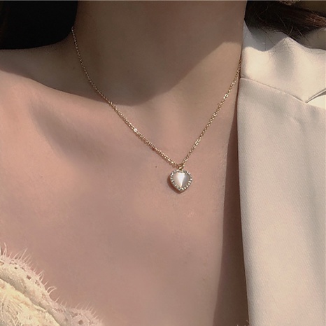 2022 neue kreative einfache Frauen Schmuck Opal Liebe Anhänger Halskette Großhandel's discount tags