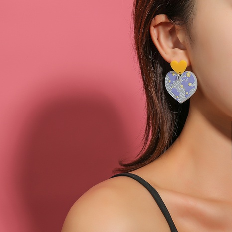 Simple sweet girl heart fashion retro embossed graffiti heart earrings NHKQ584682's discount tags