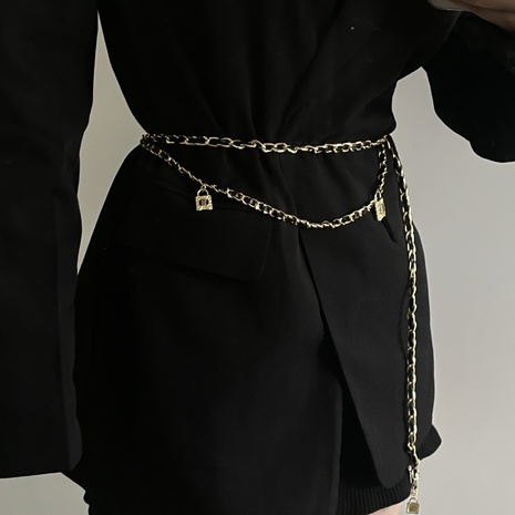 Cadena de cintura de moda para mujer con falda cinturón de cadena trenzada de cuero al por mayor's discount tags