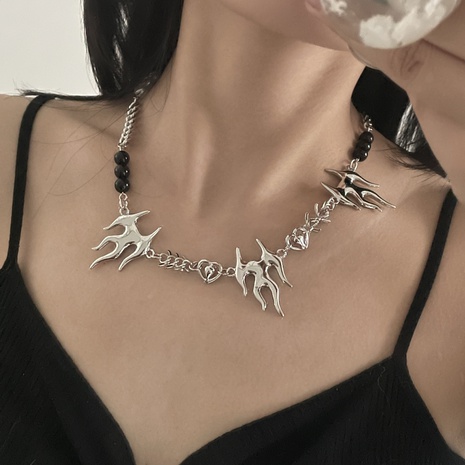 Hip-hop trend personality chain stitching pearl clavicle chain necklace's discount tags