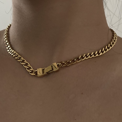 collier de chaîne de chandail de chaîne de clavicule de niche de luxe léger de style rétro's discount tags