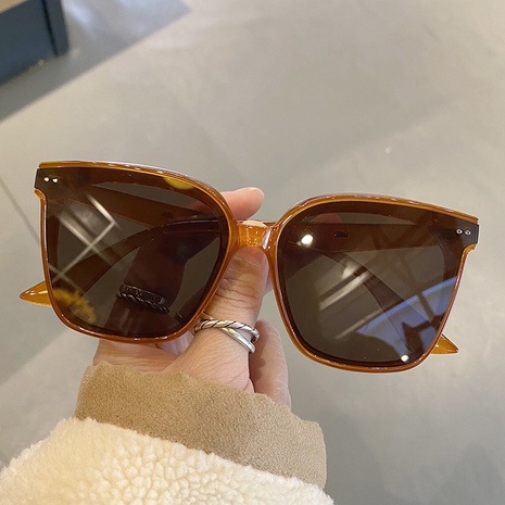 2022 new rice nail sunglasses ladies fashion retro Korean sunglasses's discount tags