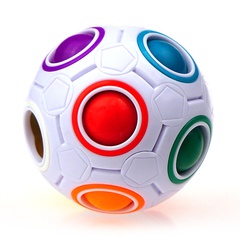 Großhandel Regenbogen Ball Puzzle 12-Loch kleines Fußball Kinder Dekompressionsventil Spielzeug