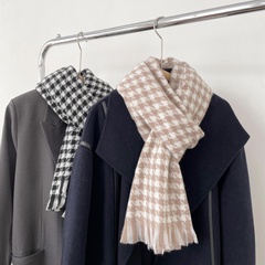 Women'S Simple Style Houndstooth Synthetic Fibre Knitted Winter Scarves