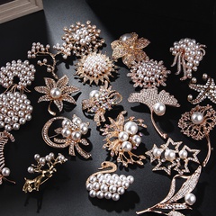 Elegant Star Flower Snowflake Imitation Pearl Alloy Rhinestone Women'S Brooches