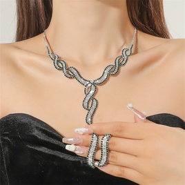 WomenS Luxury Fashion Rhombus Alloy Rhinestone Earrings Necklace Jewelry Set Plating Diamond Rhinestone 1 Setpicture11