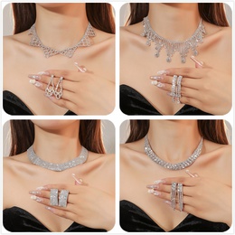 WomenS Luxury Fashion Rhombus Alloy Rhinestone Earrings Necklace Jewelry Set Plating Diamond Rhinestone 1 Setpicture10