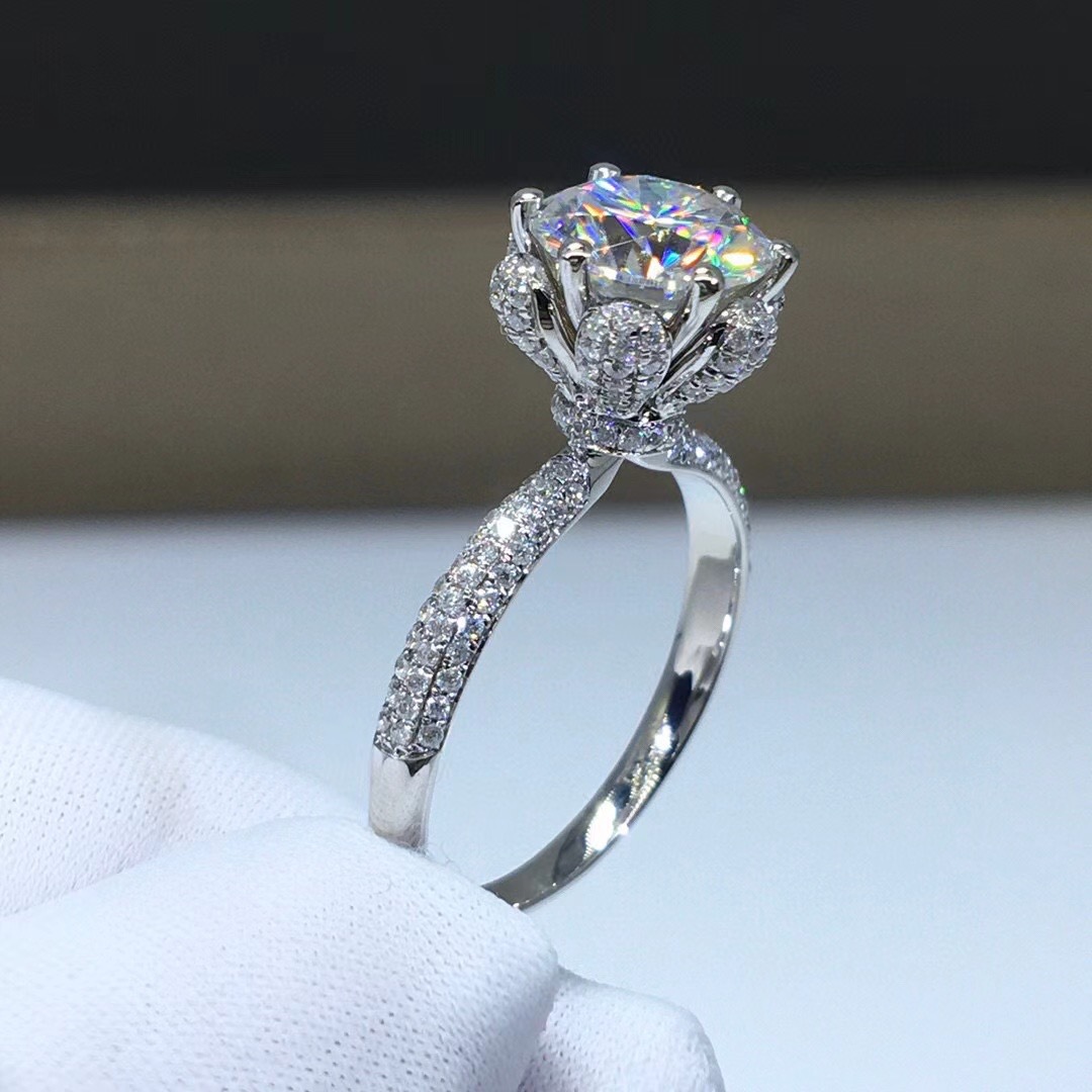 The Best Fake Engagement Rings of 2024