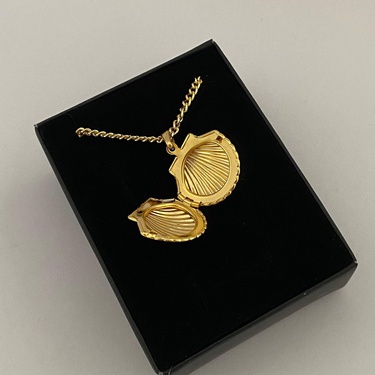 European and American Album Necklace Opening and Closing Necklace Shell Photo Box Pendant Envelope Necklace Sweater Chain Electroplated Real Gold Color Retaining—3