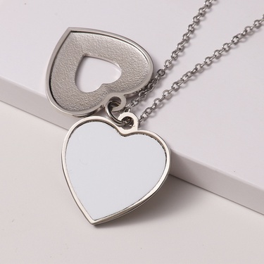 Cross-Border Supply European and American Jewelry Valentine's Day Necklace Heat Transfer Heart-Shaped Hollow Necklace Flat Chain Heart-Shaped Pendant—4