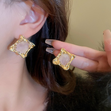 Silver Needle Irregular Pleated Square Crystal Earrings Fashion High Sense Earrings Personalized Temperament Earrings  Female—4
