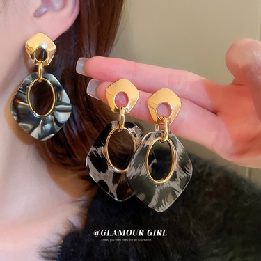 Silver Needle Oval Rhombus Earrings Real Gold Plating European and American High-Profile Earrings Fashion Commuter Acrylic Earrings  Female—2