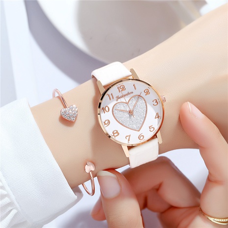 Fashion ladies watch trend romantic heart shape pattern quartz thin belt watch's discount tags