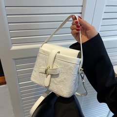 fashion simple handbag 2022 spring and summer one-shoulder messenger bag17.5*14*10cm