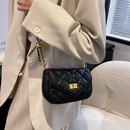 2022 spring and summer new Korean simple fashion oneshoulder Lingge chain messenger bag195127cmpicture7