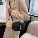 Lingge simple shoulder messenger bag 2022 spring and summer new fashion square bags21138cmpicture9