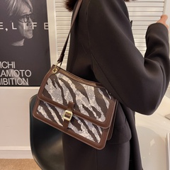 new fashion simple zebra pattern one-shoulder messenger small square bag 25.5*17.5*7CM
