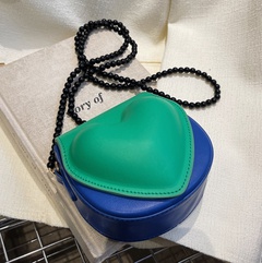 2022 nouveau sac de chaîne de perles de mode coréenne mini sac de selle coeur 13*13*7cm