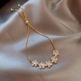 bracelet gomtrique de fleur de zircon de mode style coren simple bijoux de main en acier de tianiumpicture12
