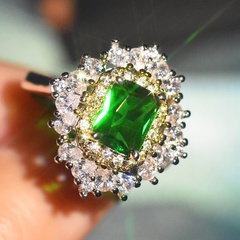 fashion retro inlaid zircon imitation emerald open copper ring