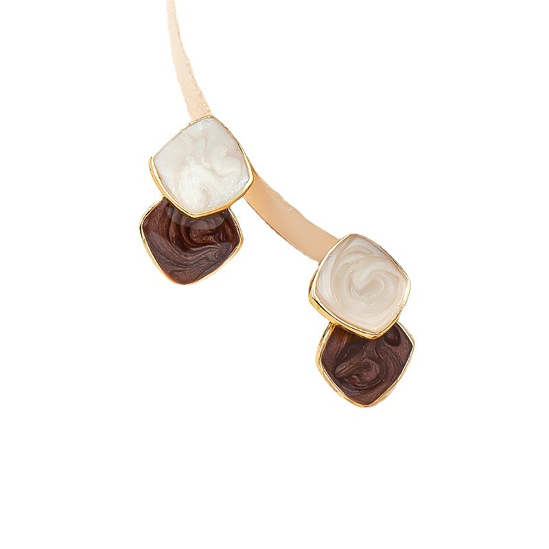 Korean simple stitching sweet geometric alloy earrings wholesale