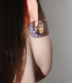 women's fashion zircon earrings niche design circle copper earrings ear stud