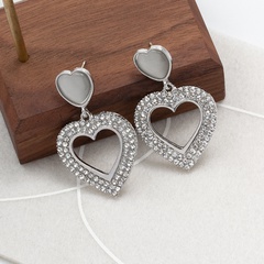 fashion solid color inlaid rhinestone heart shaped metal earrings