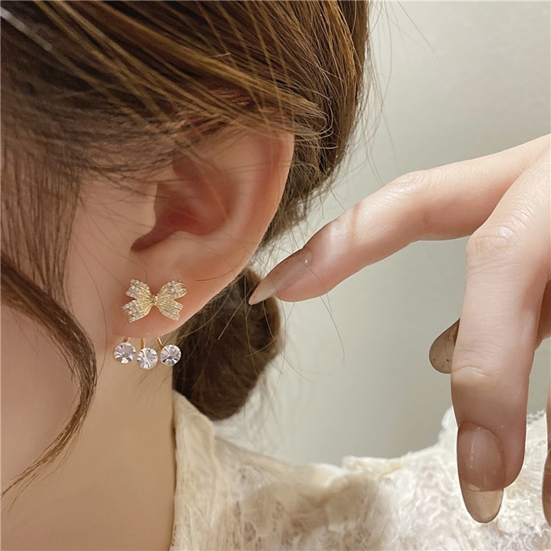 Silberne Nadel Korean Herbst und Winter Bogen Temperament Netz rot HighEndLicht Luxus neue trendige Ohrstecker Ohrringe