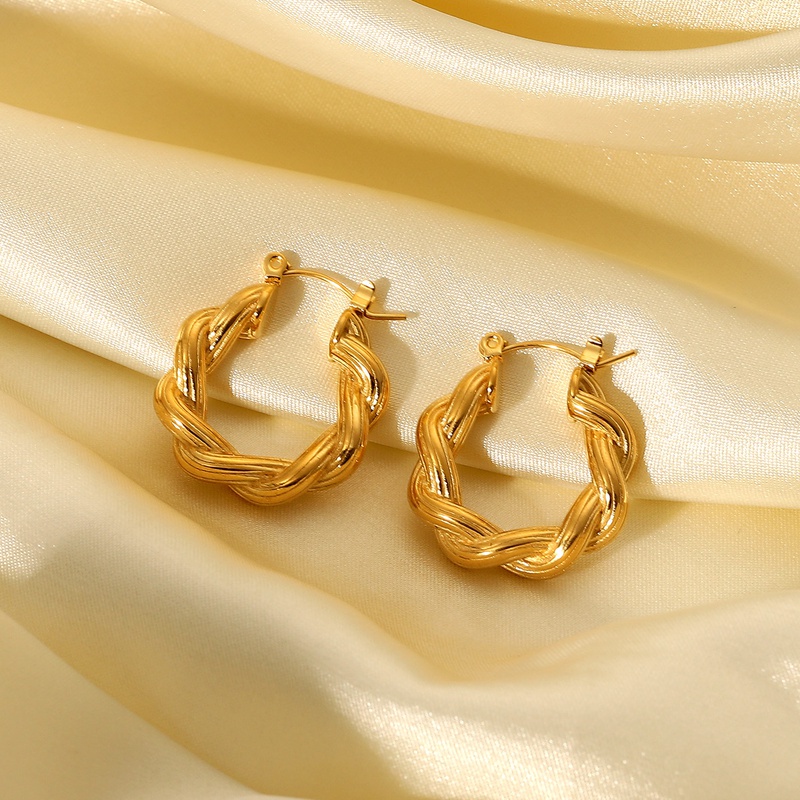 fashion creative 18K goldplated stainless steel doublestrand twist rib Cshaped earrings