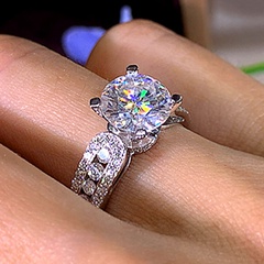 Fashion new wedding classic four-claw zircon crystal female engagement proposal copper ring female