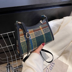 retro plaid women new trendy fashion trendy messenger bag wholesale 22.5*17*7cm