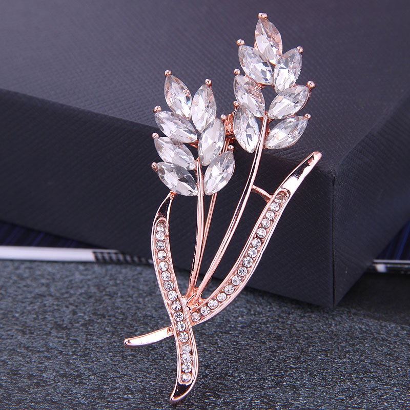 Korean fashion simple ladies alloy diamond leaf brooch