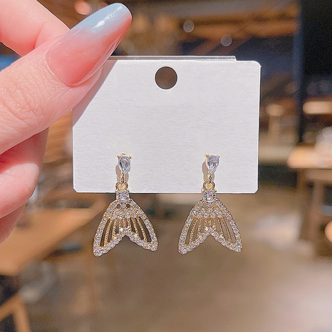 Fashion female fishtail diamond earrings silver needle earrings wholesale NHQYF643097's discount tags