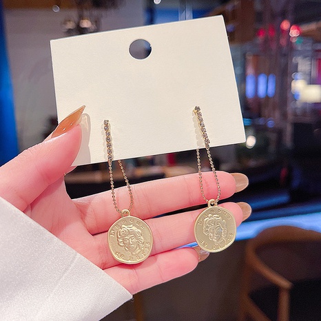 fashion circle earrings female retro simple portrait alloy earrings wholesale NHQYF643096's discount tags
