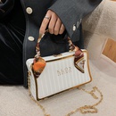 2022 fashion retro handheld silk scarf chain messenger box bag 20126cmpicture3