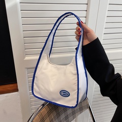 Solid color simple female Harajuku one-shoulder messenger bag 24.5*20*10.5cm