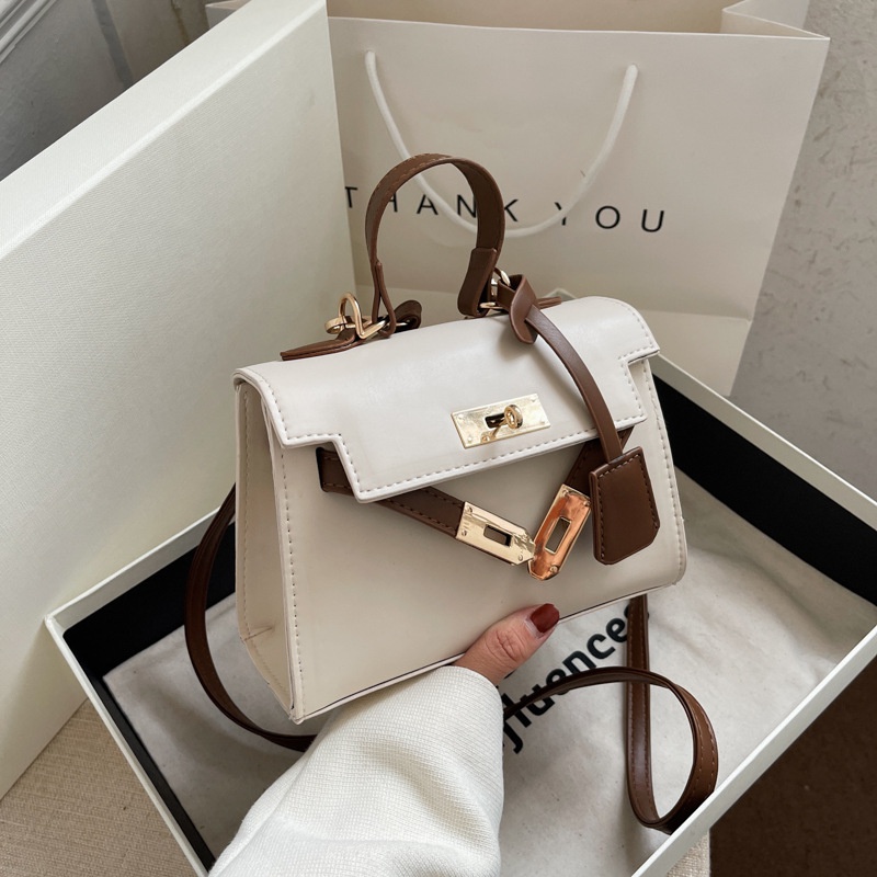 simple small bag new fashion spring and summer portable Kelly bag 2014585cm